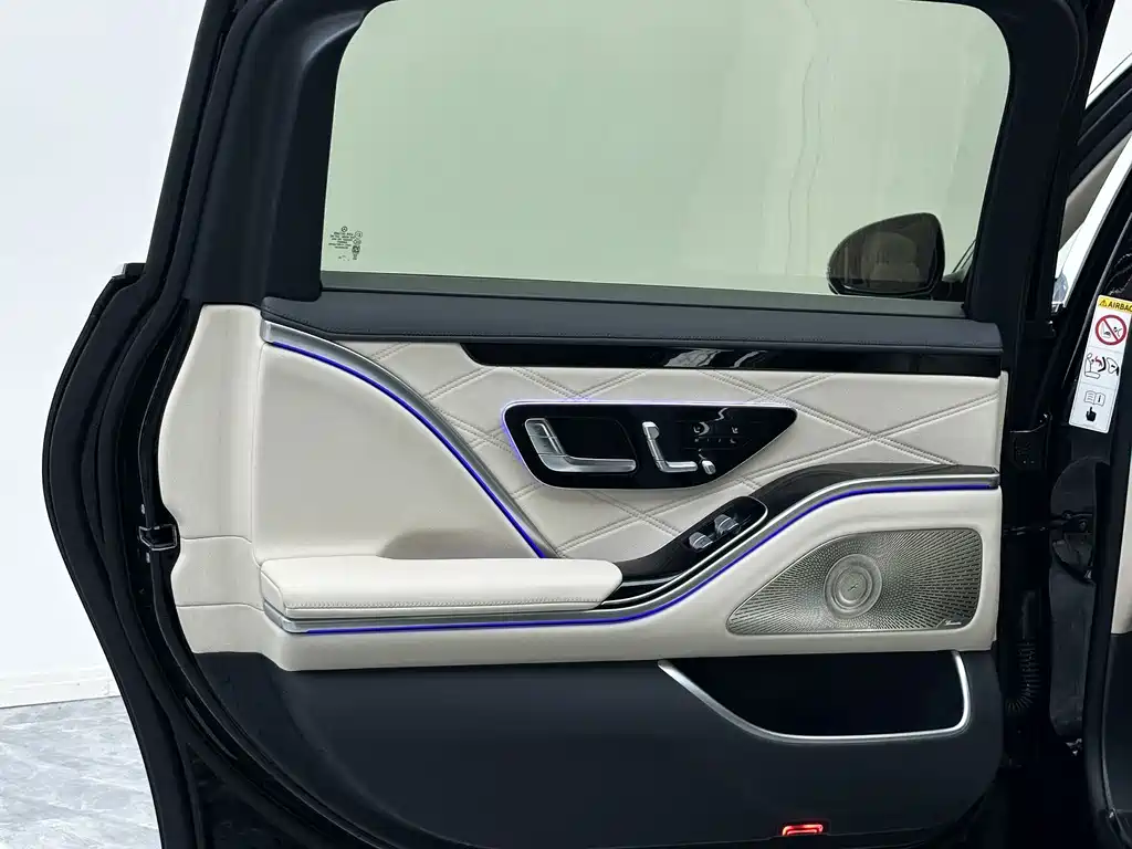 Mercedes-Benz S-Class 2025 — фото 25