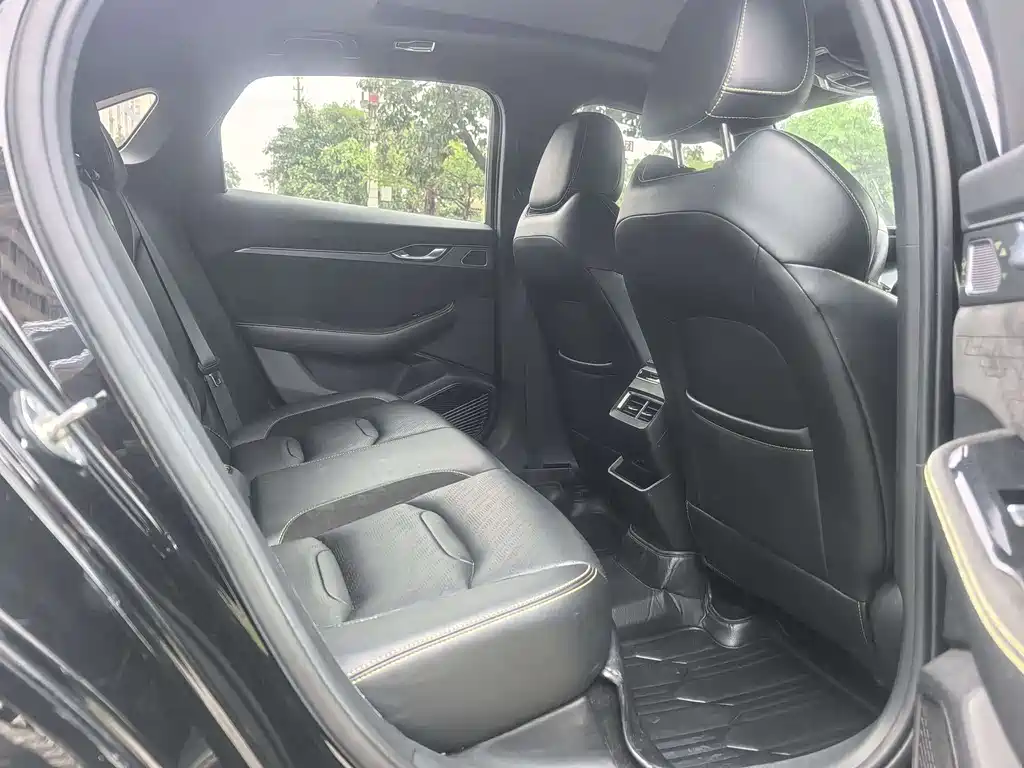 Geely Xingrui 2022 — фото 10
