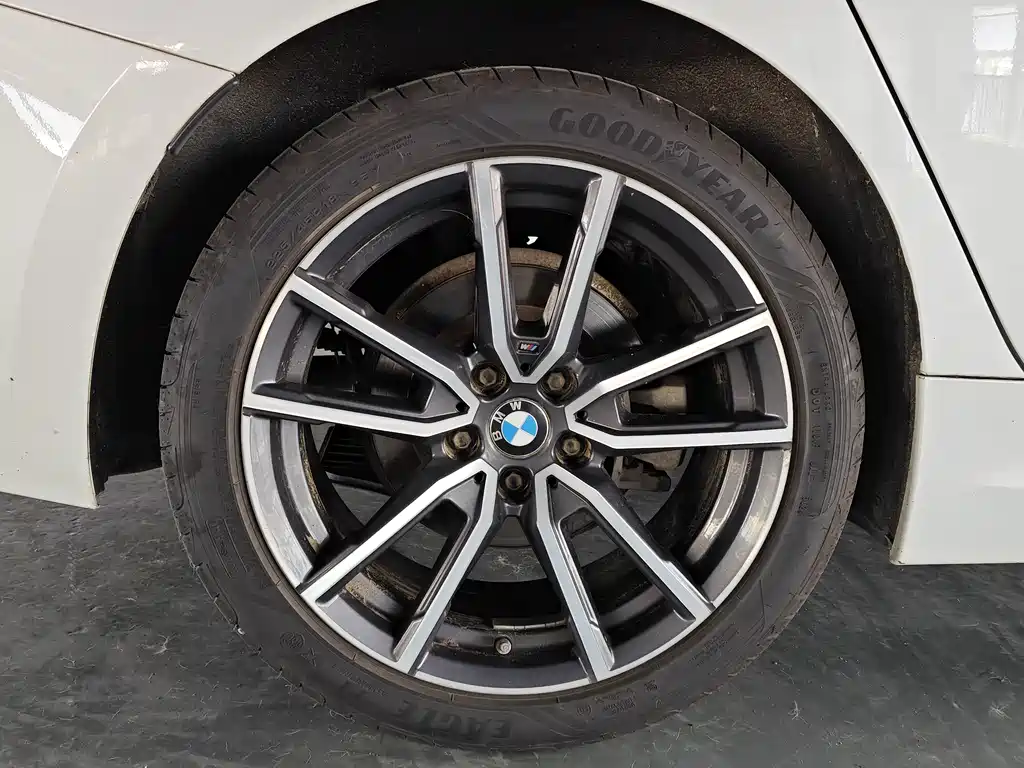BMW 3 Series 2020 — фото 18
