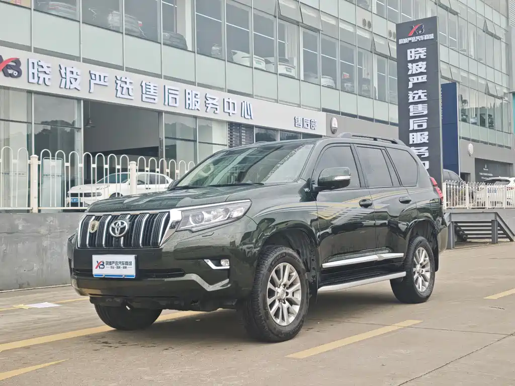 Toyota Prado 2019 — фото 1
