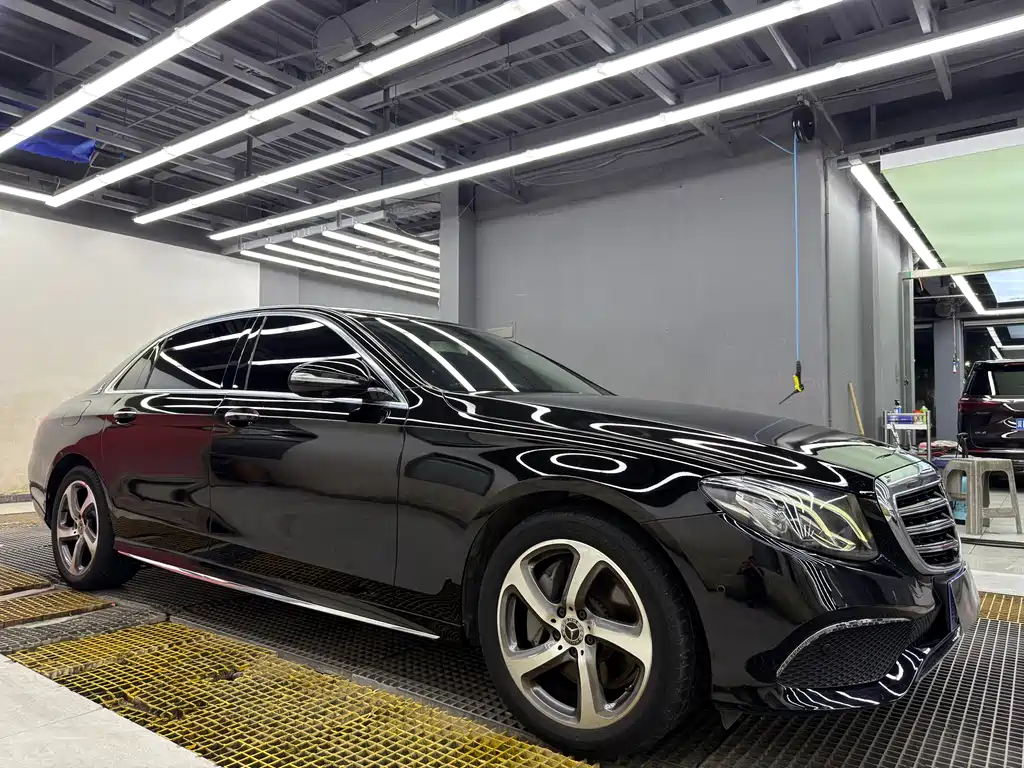 Mercedes-Benz E-Class 2018