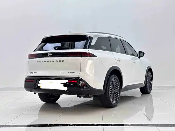 Nissan Explore The Land 2024