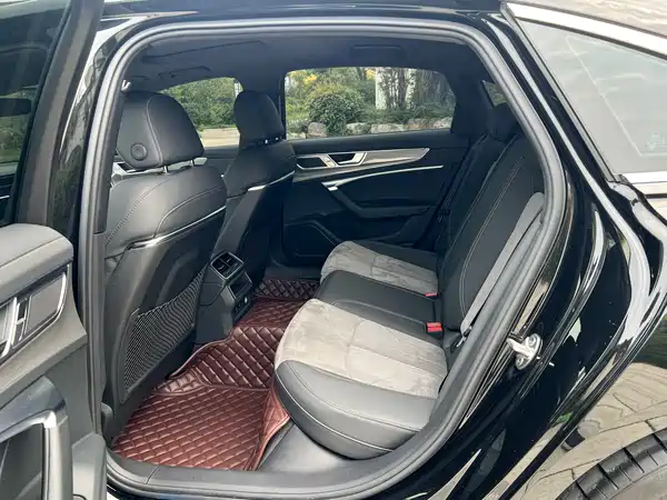 Audi A6L 2023