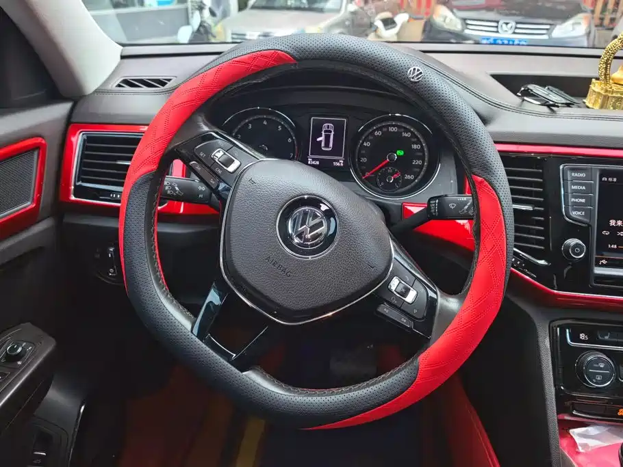 Volkswagen Teramont 2018 — фото 15
