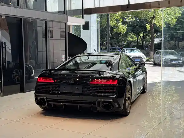 Audi R8 2023