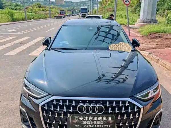Audi A8 2025