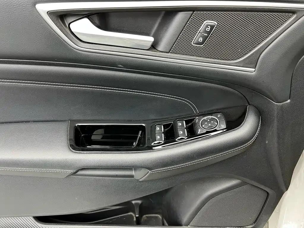 Ford Edge 2020 — фото 3