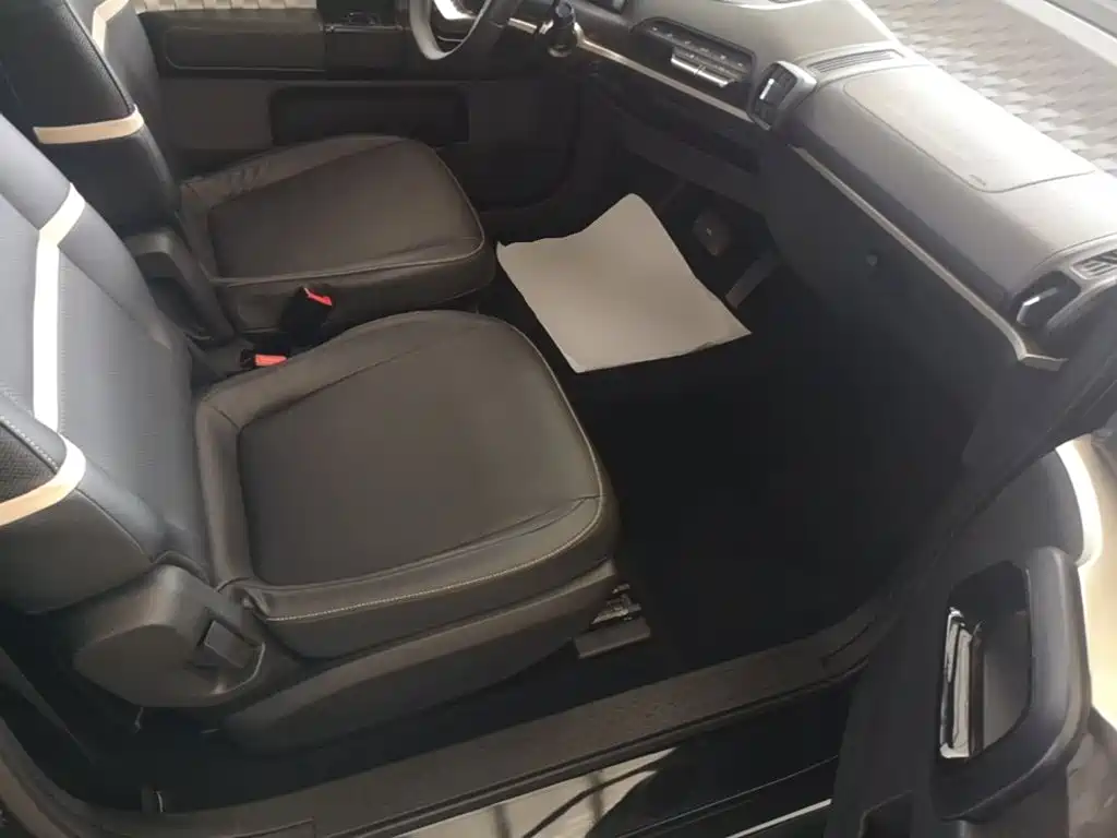 Baojun Kiwi EV 2022 — фото 25