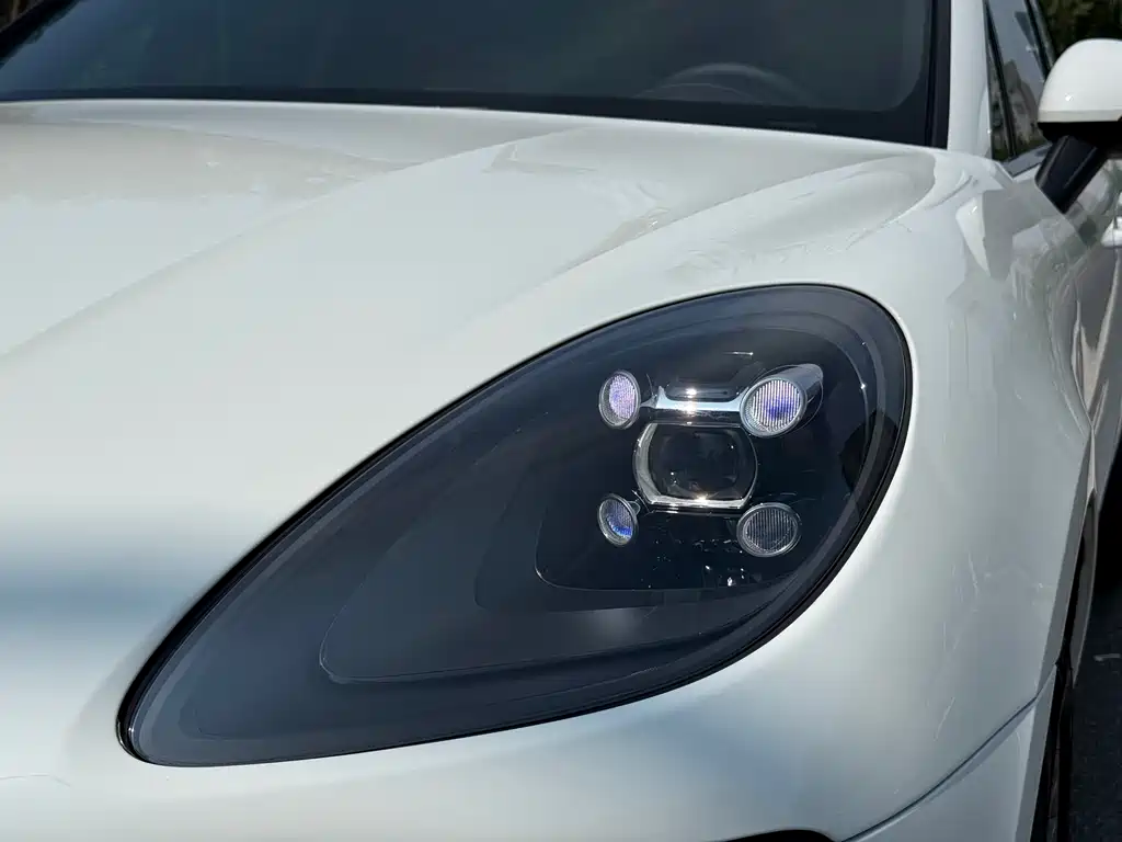 Porsche Macan 2020