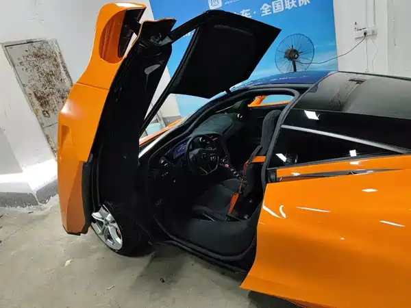McLaren 720S 2019