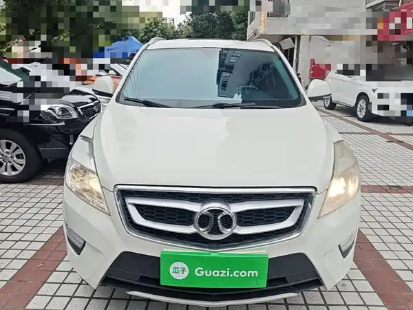BAIC Shenbao X65 2019