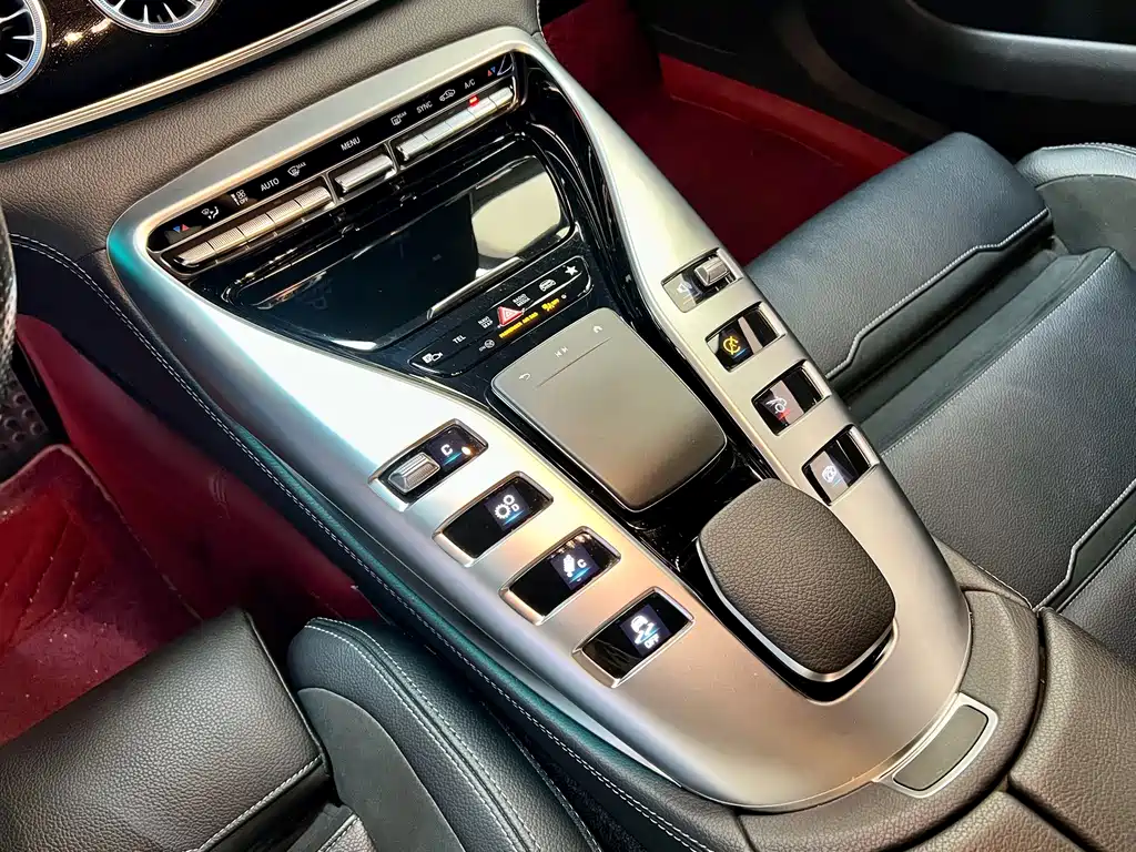 Mercedes-Benz AMG GT 2023 — фото 16