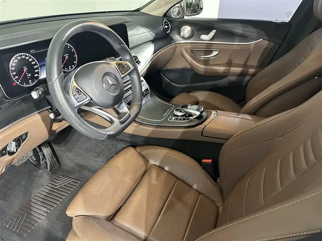 Mercedes-Benz E-Class 2018