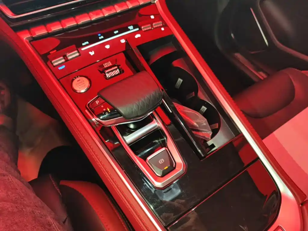 Changan CS85 COUPE 2023 — фото 14