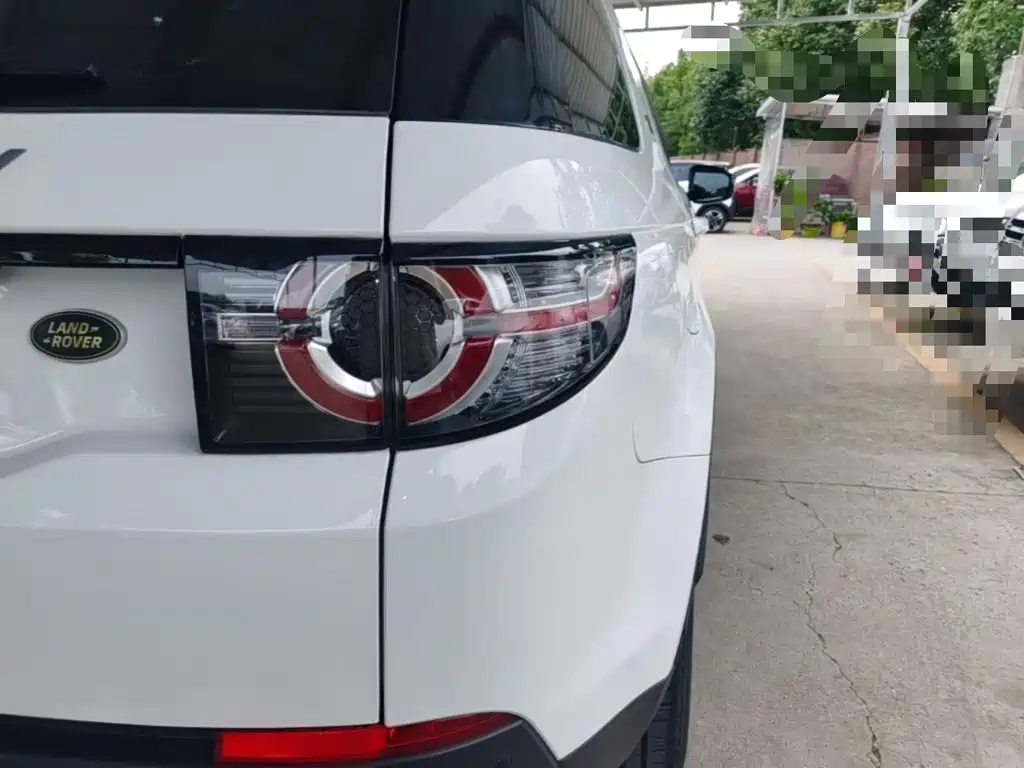Land Rover Discovery Sport 2019 — фото 8