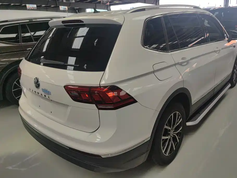 Volkswagen Tiguan L 2018