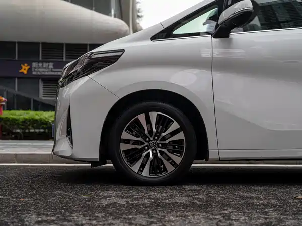 Toyota Alphard 2018