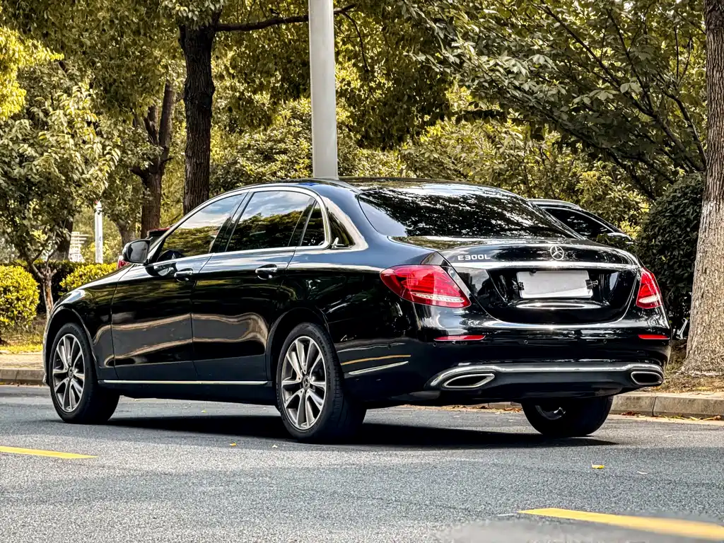 Mercedes-Benz E-Class 2019