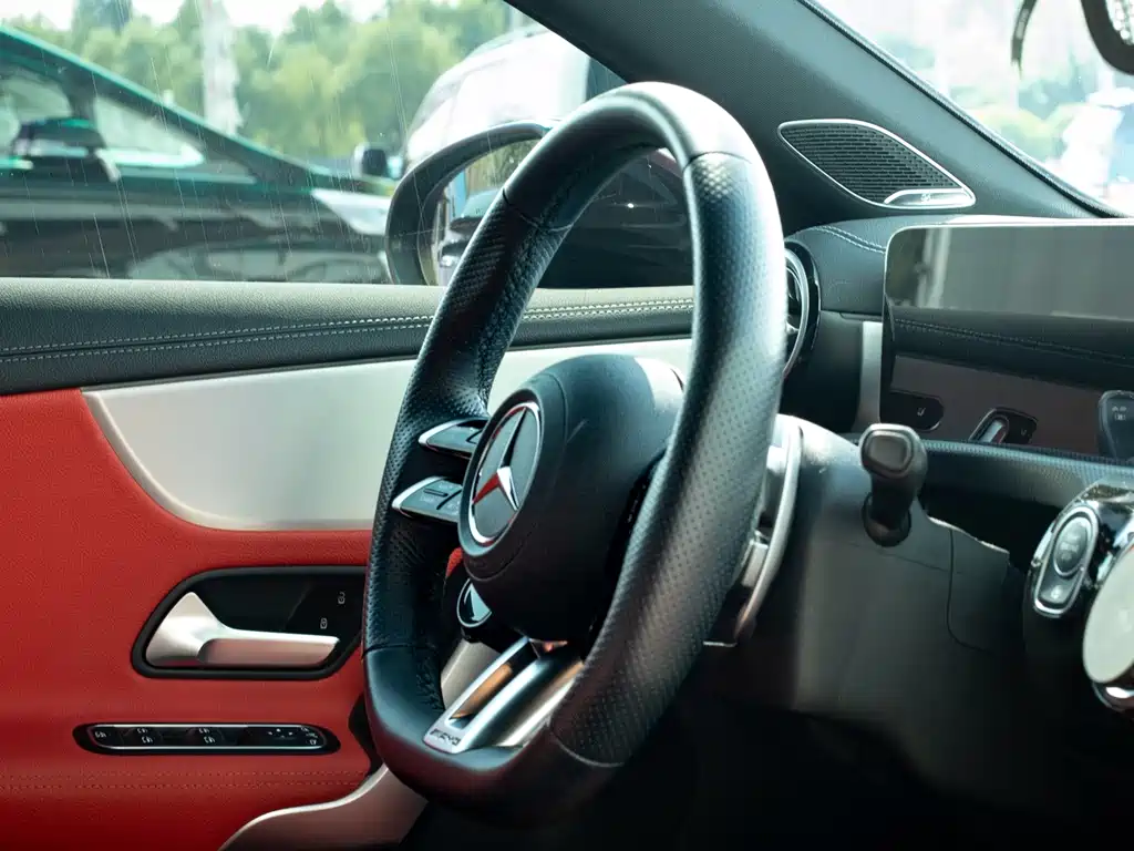 Mercedes-Benz A-Class AMG 2024 — фото 9