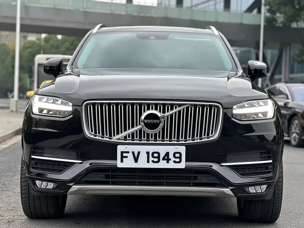 Volvo XC90 2019 — фото 2