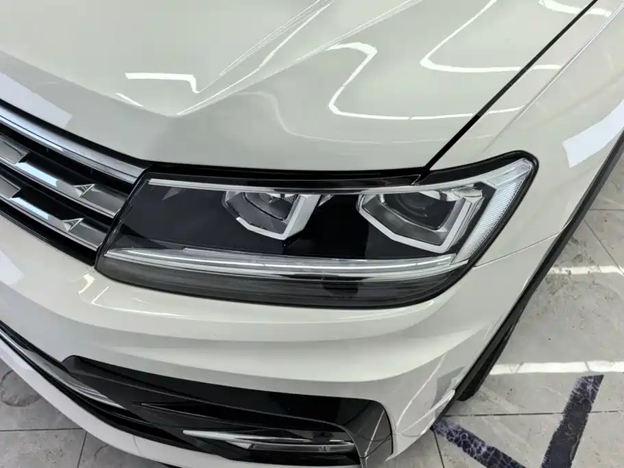 Volkswagen Tiguan L 2021