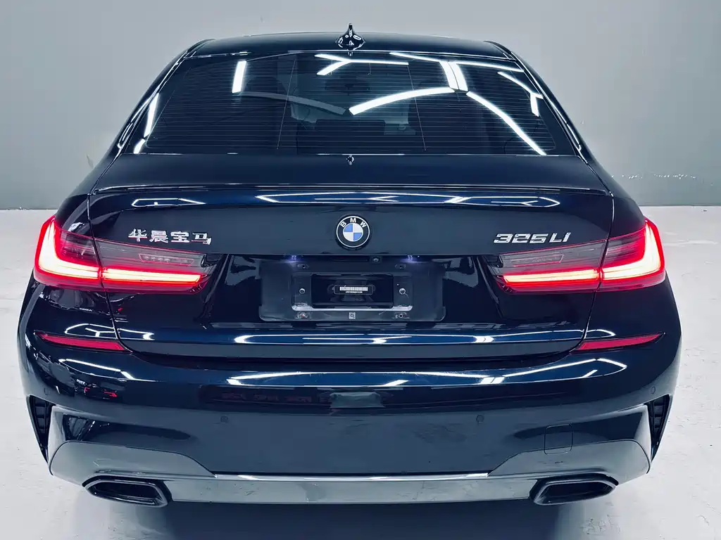 BMW 3 Series 2021