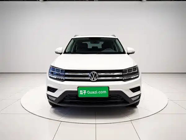Volkswagen Tharu 2020