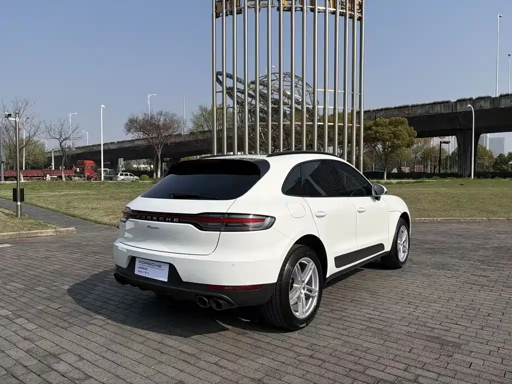 Porsche Macan 2022 — фото 6