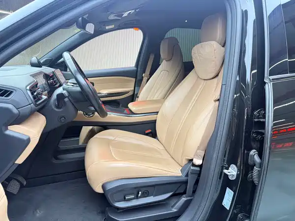 NIO ES6 2020