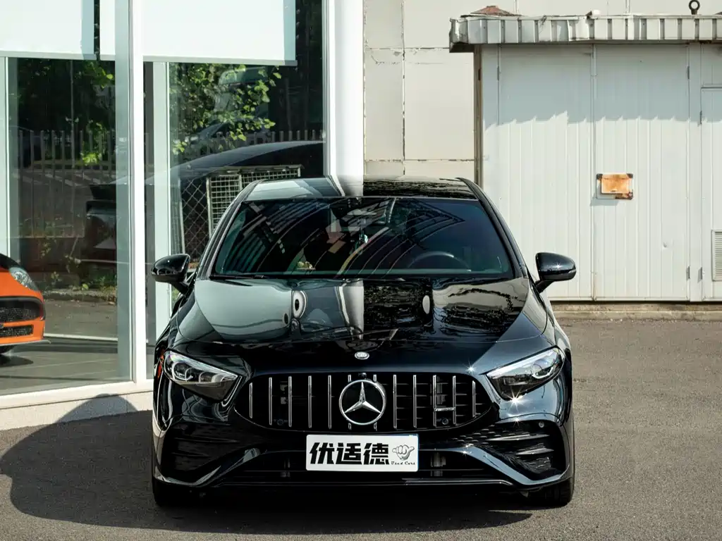 Mercedes-Benz A-Class AMG 2024 — фото 2