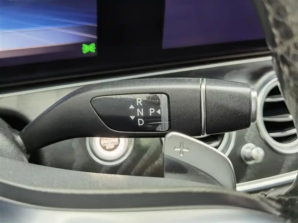 Mercedes-Benz E-Class 2019 — фото 13
