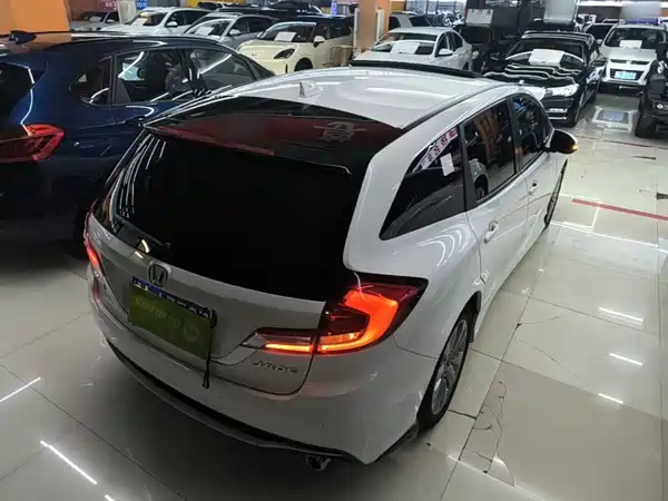Honda Jade 2017