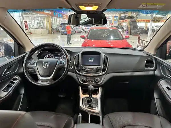 Baojun 560 2016