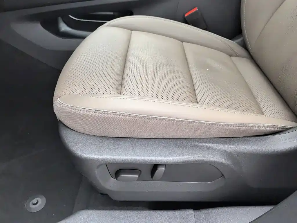 Buick Envision Plus 2023 — фото 20