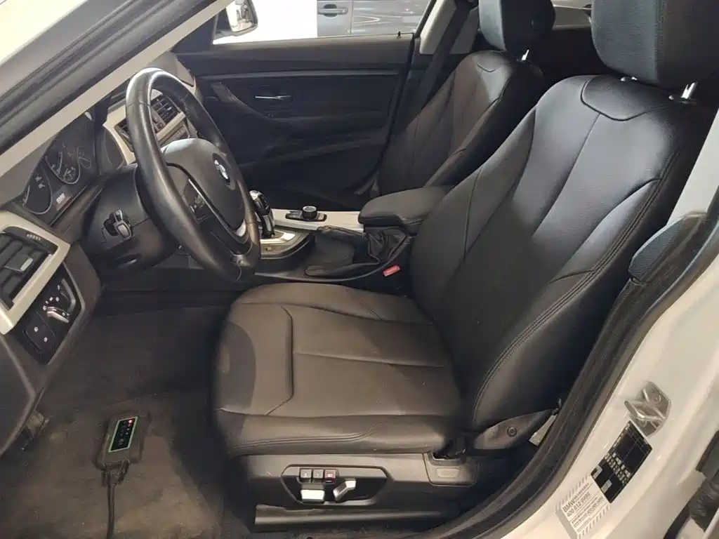 BMW 3 Series GT 2017 — фото 15