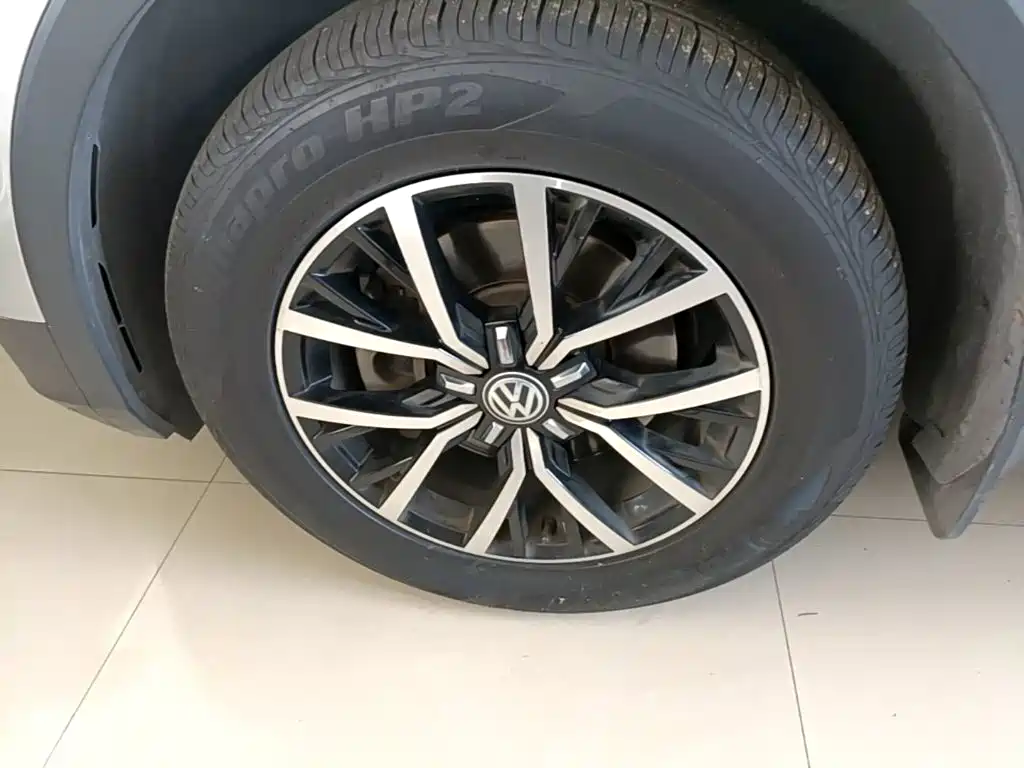 Volkswagen Tiguan L 2019 — фото 23