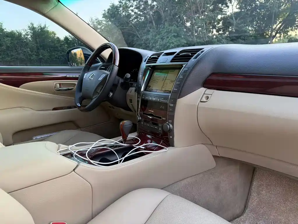Lexus LS 2008 — фото 10