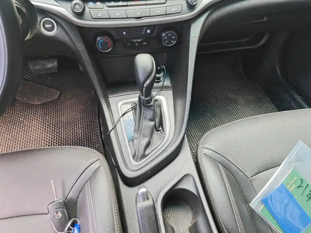 Buick Excelle GT 2021 — фото 14
