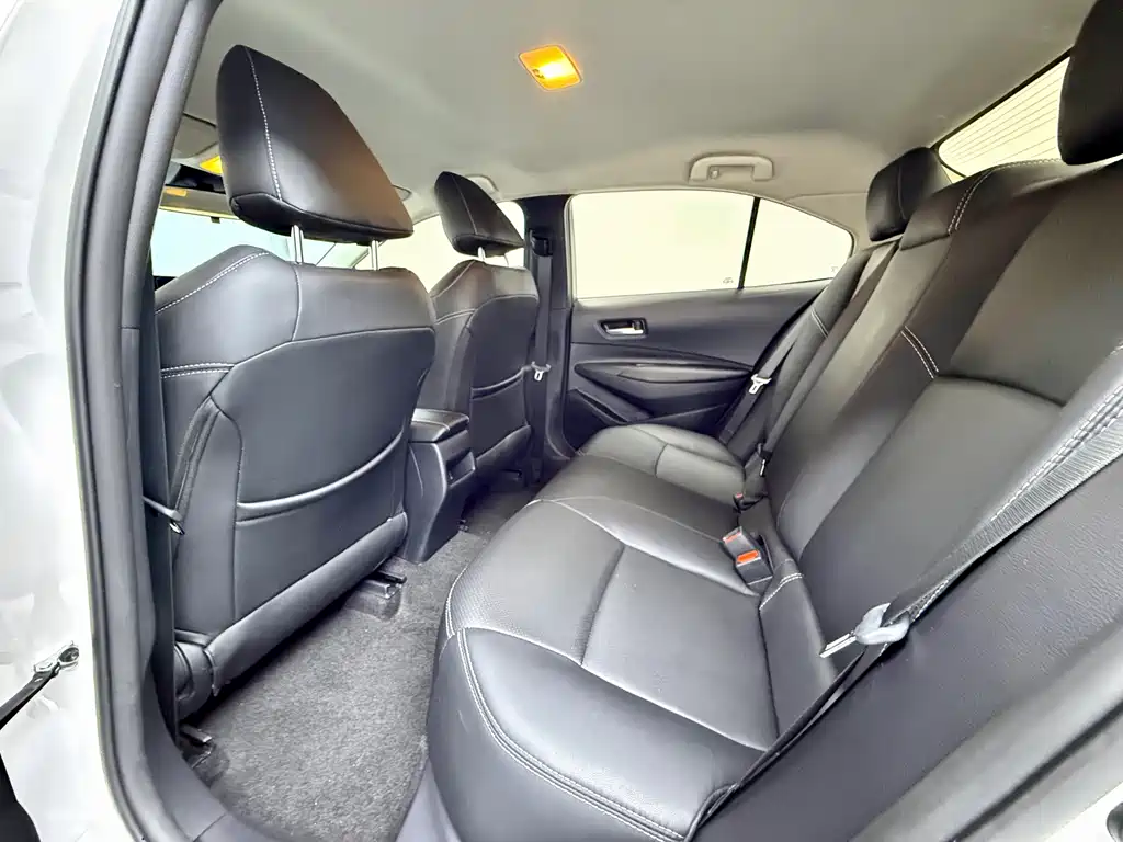 Toyota Corolla 2022 — фото 10