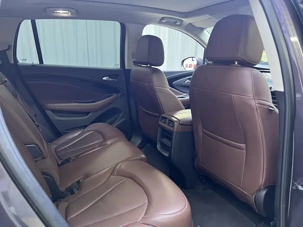 Buick Envision Plus 2018 — фото 15