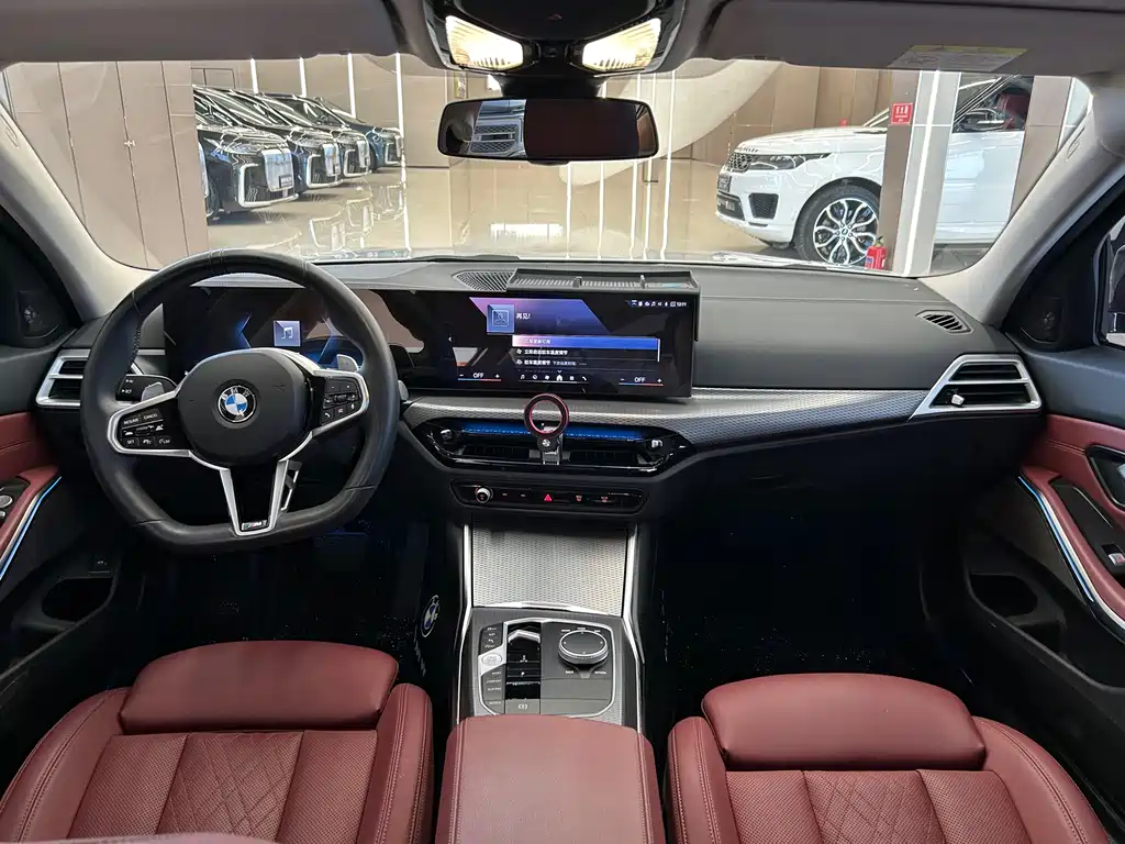 BMW 3 Series 2025 — фото 13