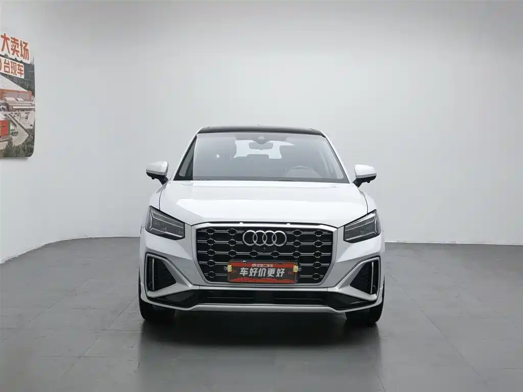 Audi Q2L 2023 — фото 3