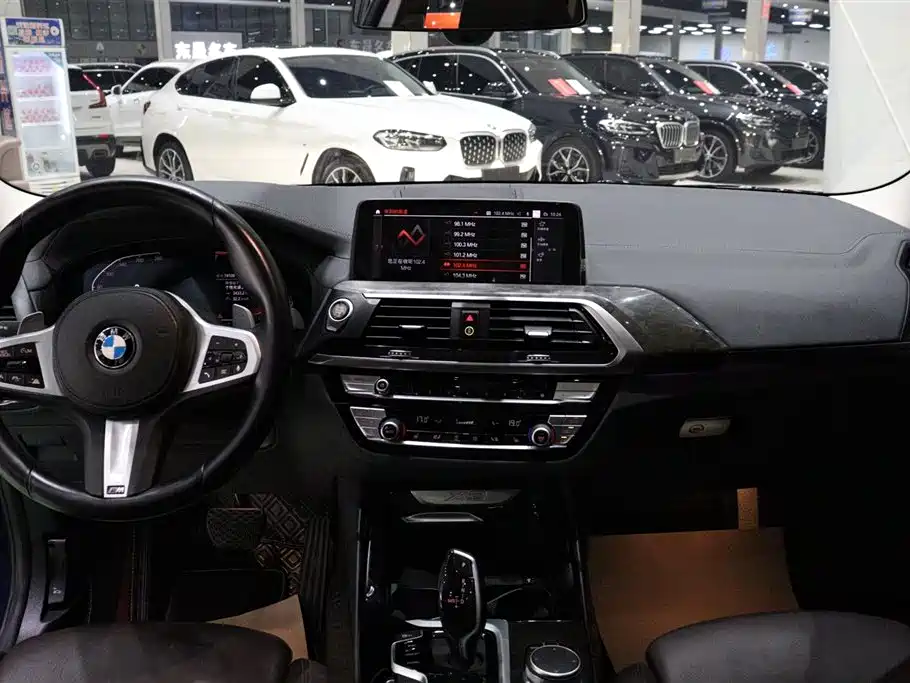 BMW X3 2020 — фото 9