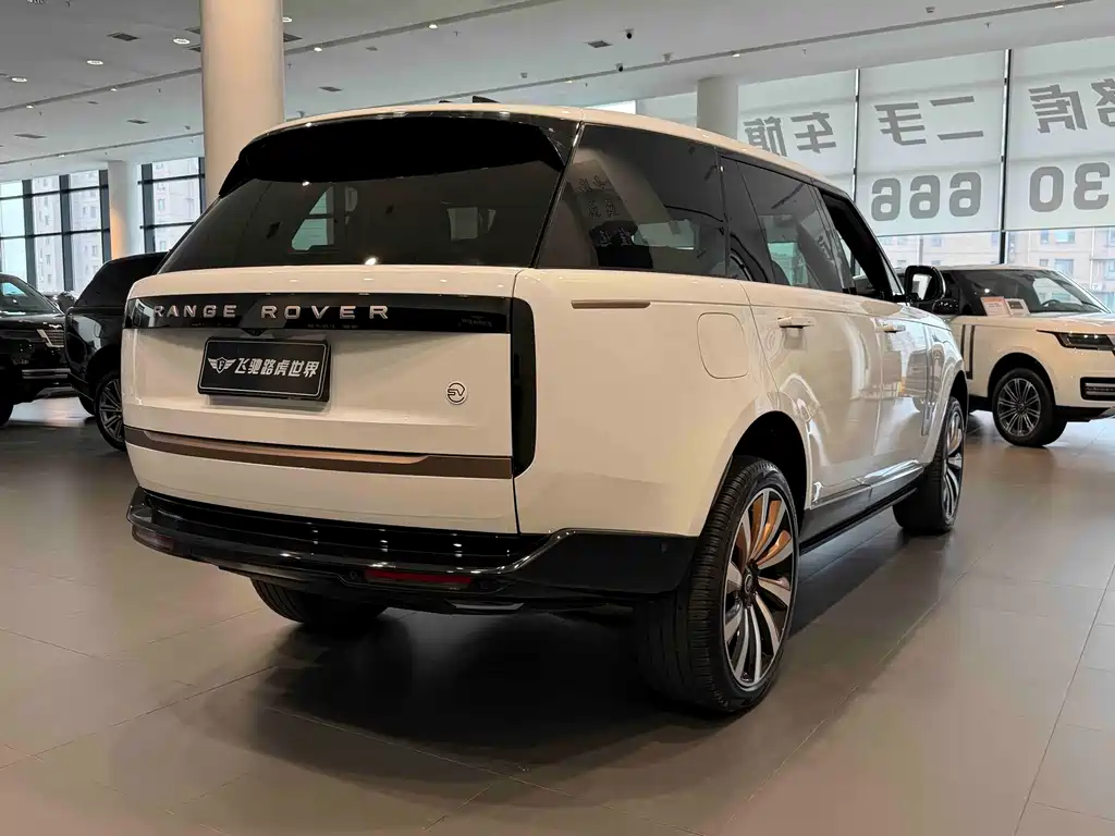 Land Rover Range Rover 2025 — фото 23