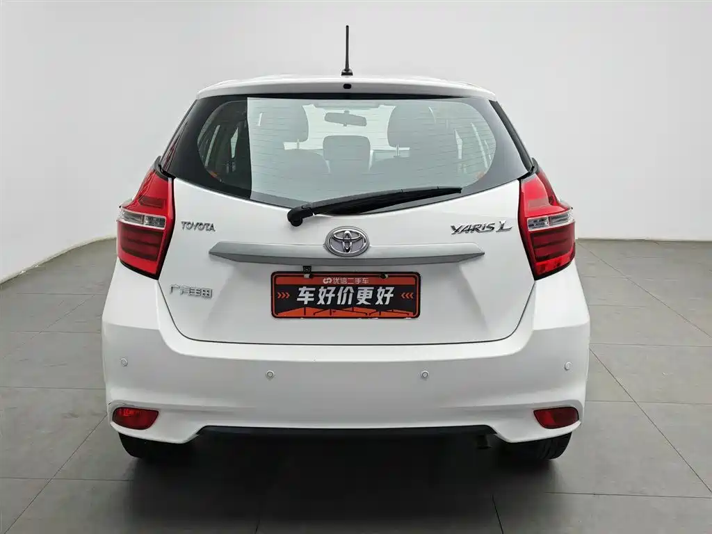 Toyota Yaris L 2018 — фото 4