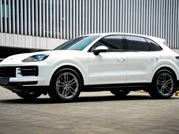 Porsche Cayenne 2024