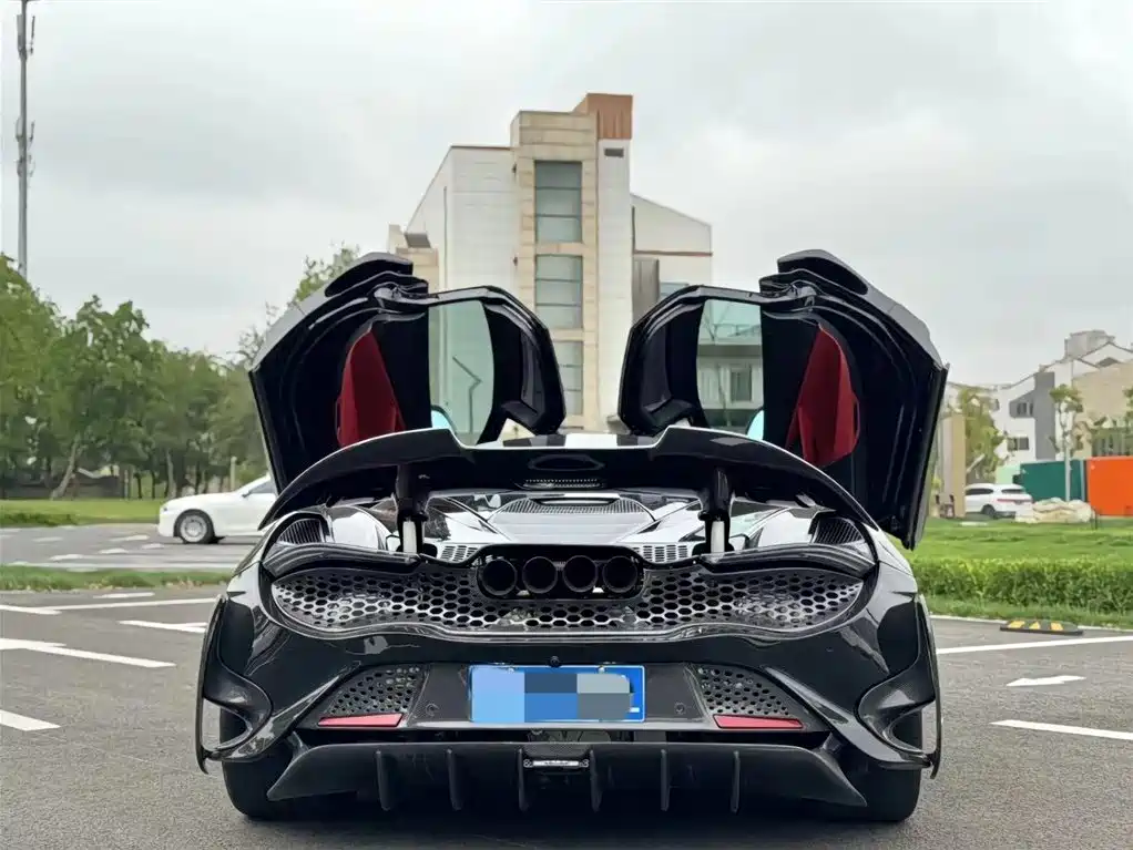 McLaren 720S 2020 — фото 6