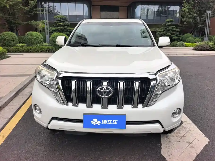 Toyota Prado 2016 — фото 2