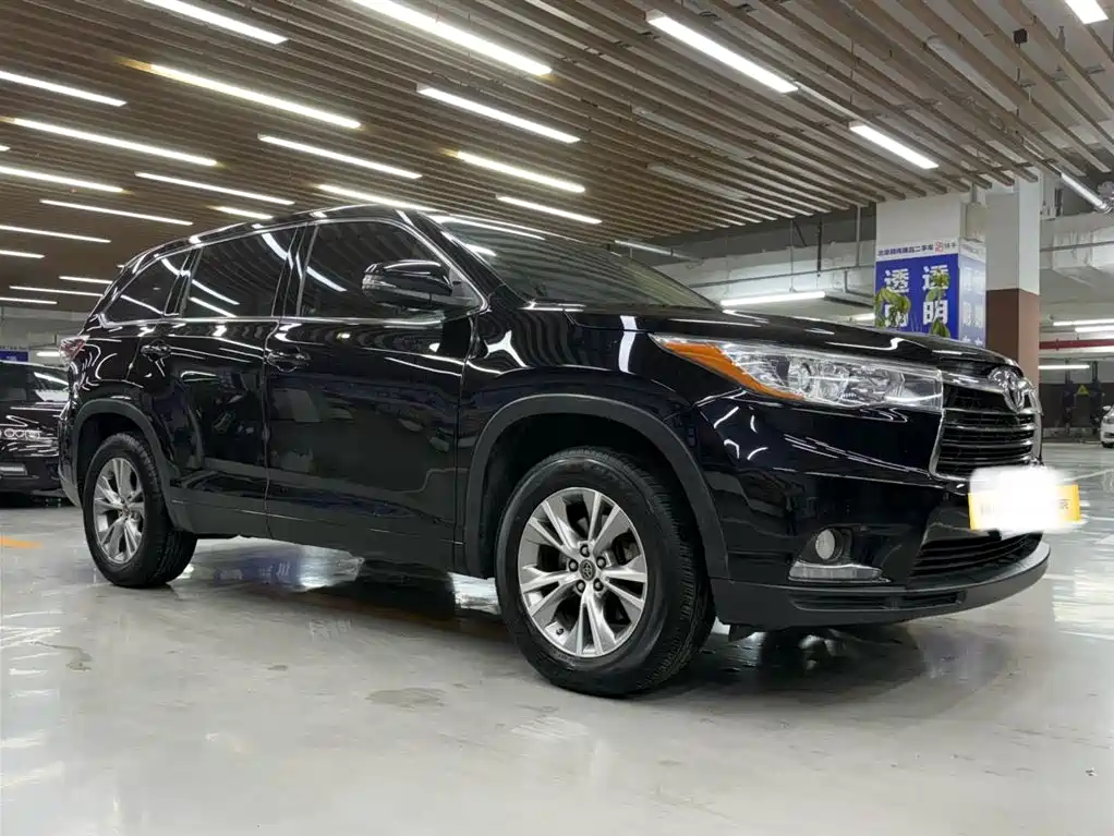 Toyota Highlander 2016