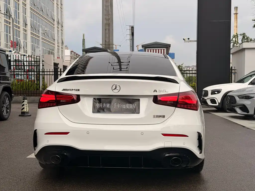 Mercedes-Benz A-Class AMG 2025 — фото 9